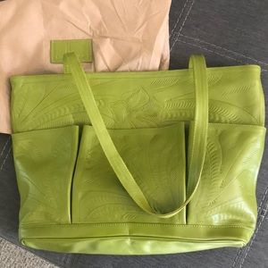 NWOT leaders in leather shoulder tote